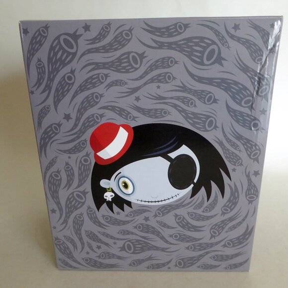 RARE NEW 9” LE 500 2005 OCTOCITY SCARY GIRL PIRATE DESIGNER VINYL FIGURE - Picture 4 of 14